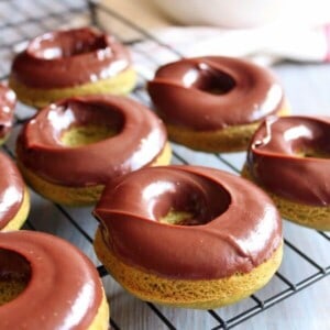 Baked Green Tea Donut with Chocolate Ganache | wildwildwhisk.com