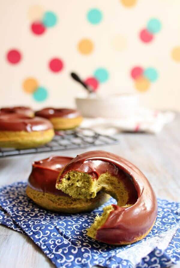 Baked Green Tea Donut with Chocolate Ganache | wildwildwhisk.com