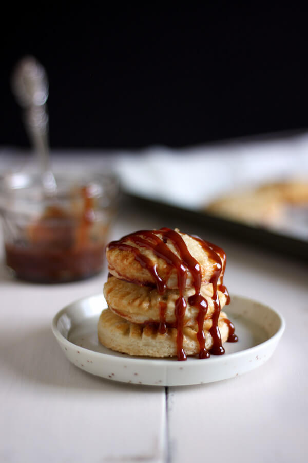 Cute little cookie like Dulce de Leche Petite Pie made with flaky buttery crust and oozing with homemade Dulce de Leche goodness! | wildwildwhisk.com