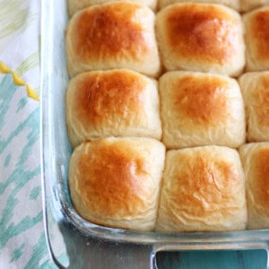 These homemade Hawaiian Dinner Rolls are soft and sweet, baked until golden brown. They are a wonderful addition to any meal! | wildwildwhisk.com