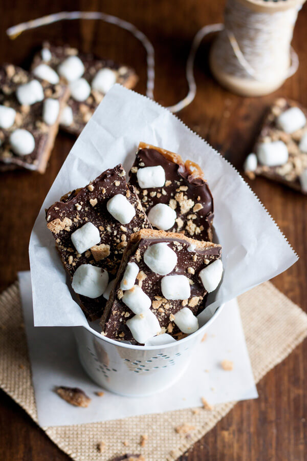 Dark Chocolate S’mores Crack is an easy Graham cracker toffee recipe that you can whip up in just minutes. Enjoy this version of S'mores without having to light a camp fire! #SundaySupper | wildwildwhisk.com