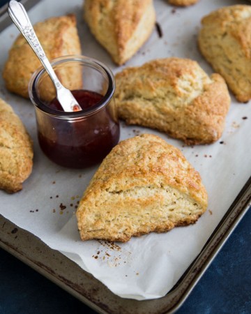 Buttermilk Scones on a tray with jam