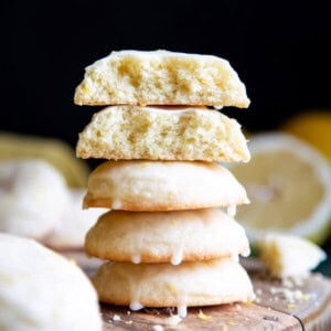 A stack of lemon cookies