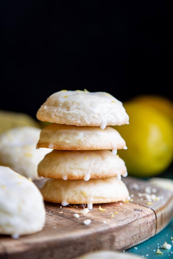 A stack of 4 lemon cookies