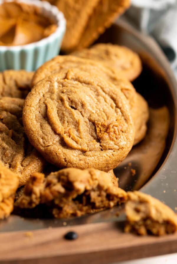 Biscoff butter cookies on a parchment lined baking tray.